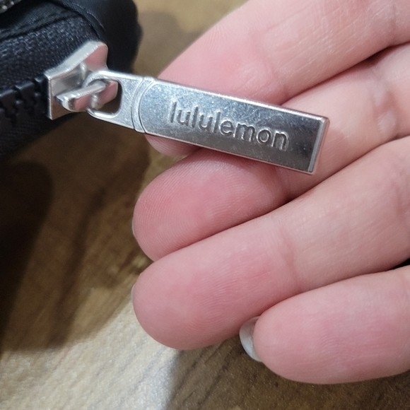 Lululemon 1L everywhere belt bag black - Picture 9 of 16